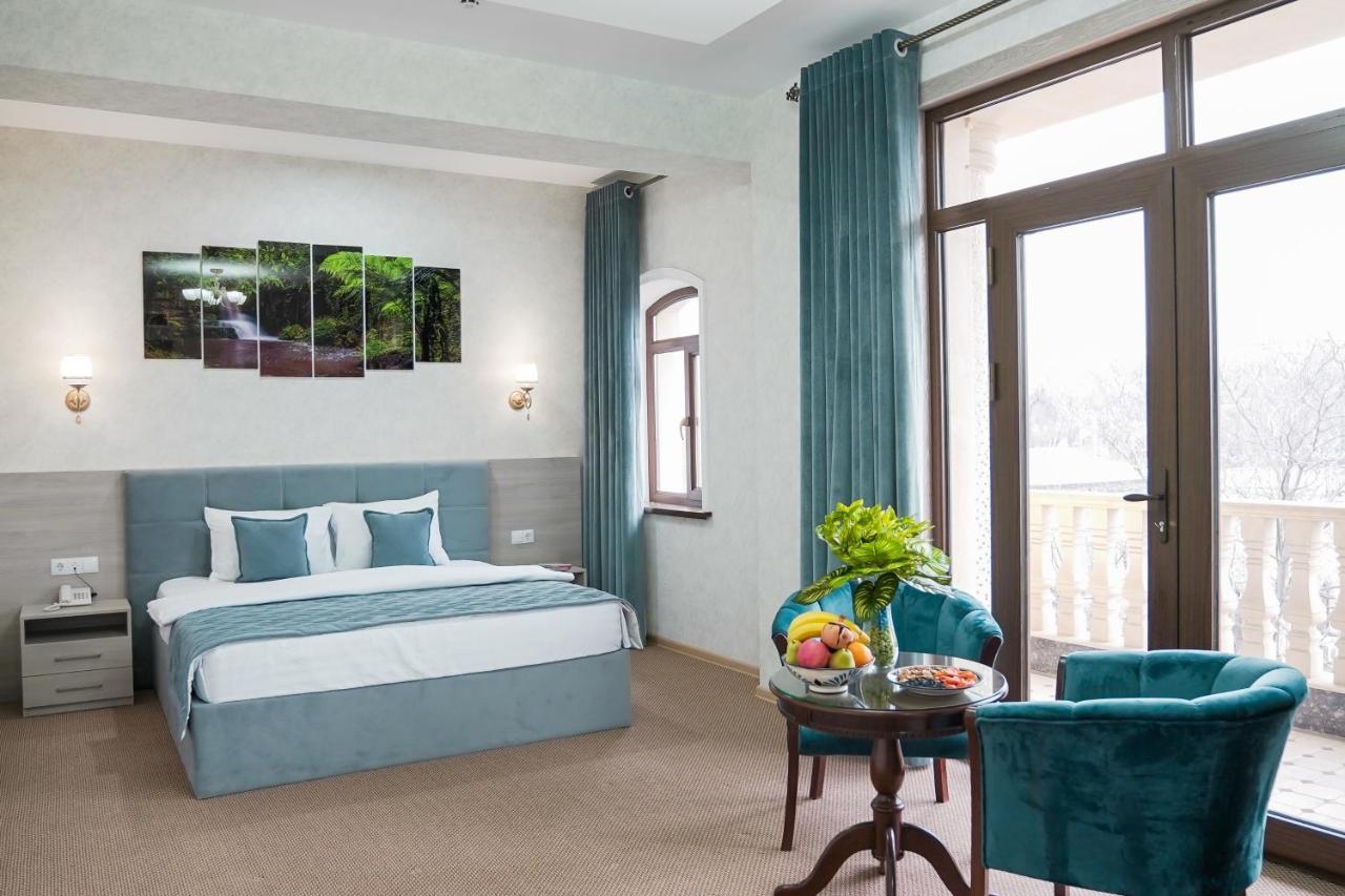 Level Hotel Ташкент Экстерьер фото